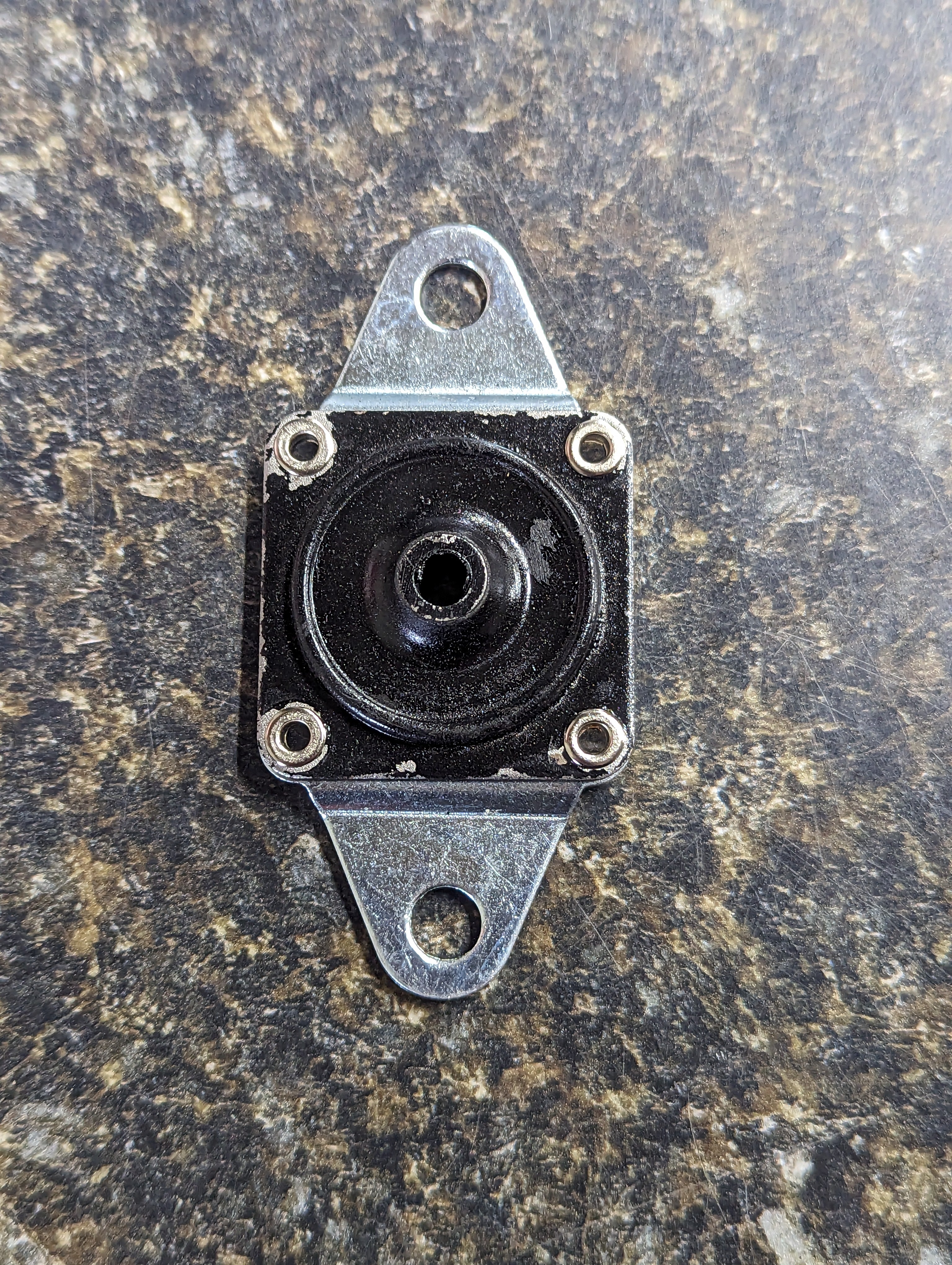 Radiator Mounting Pad IH International 378710R91 NEW