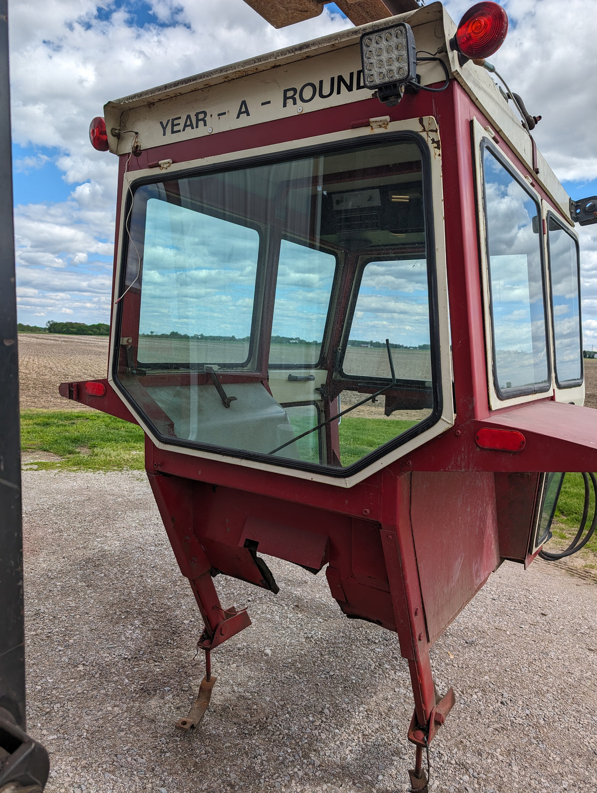 Year A Round Cab IH International USED