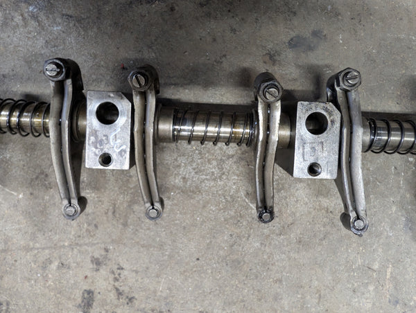 IH Rocker Arm Assembly 1802461C2 - Used, Fits D-414 D-436 D-466 - Hines ...