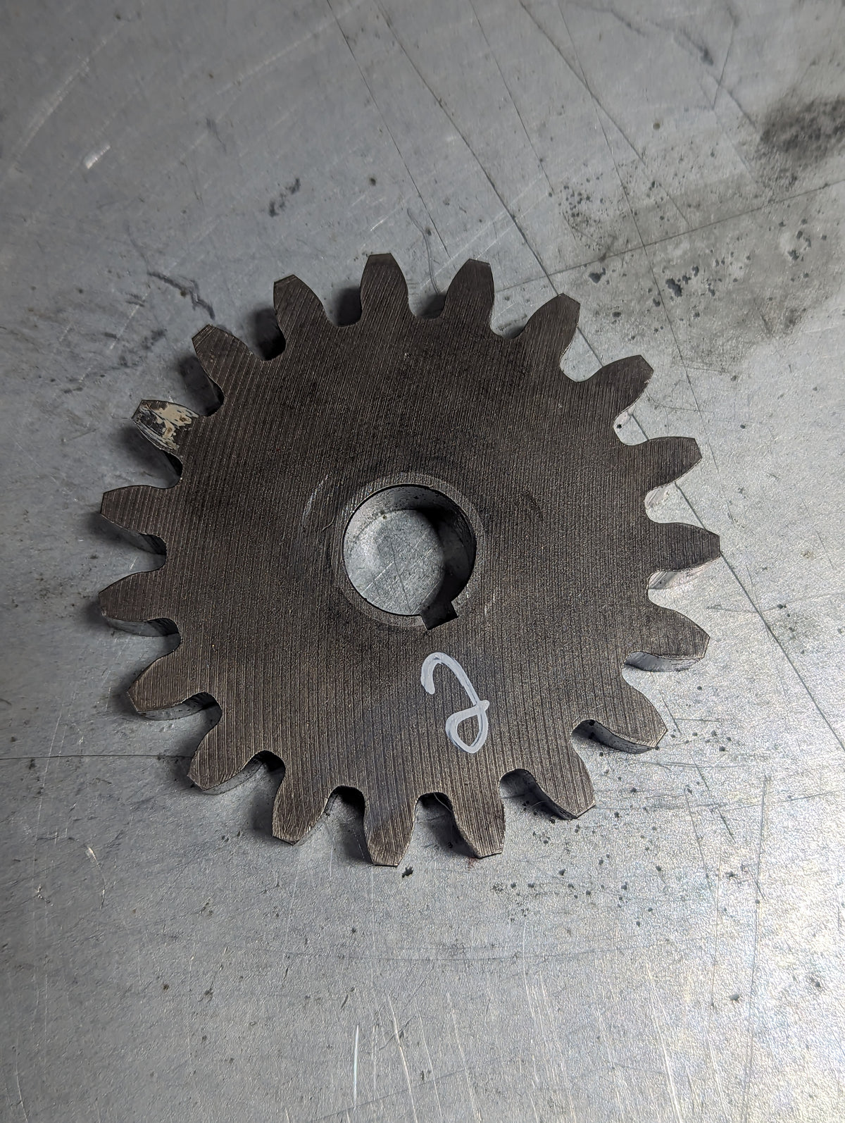 MCV Pump Drive Gear IH International 382332R1 USED