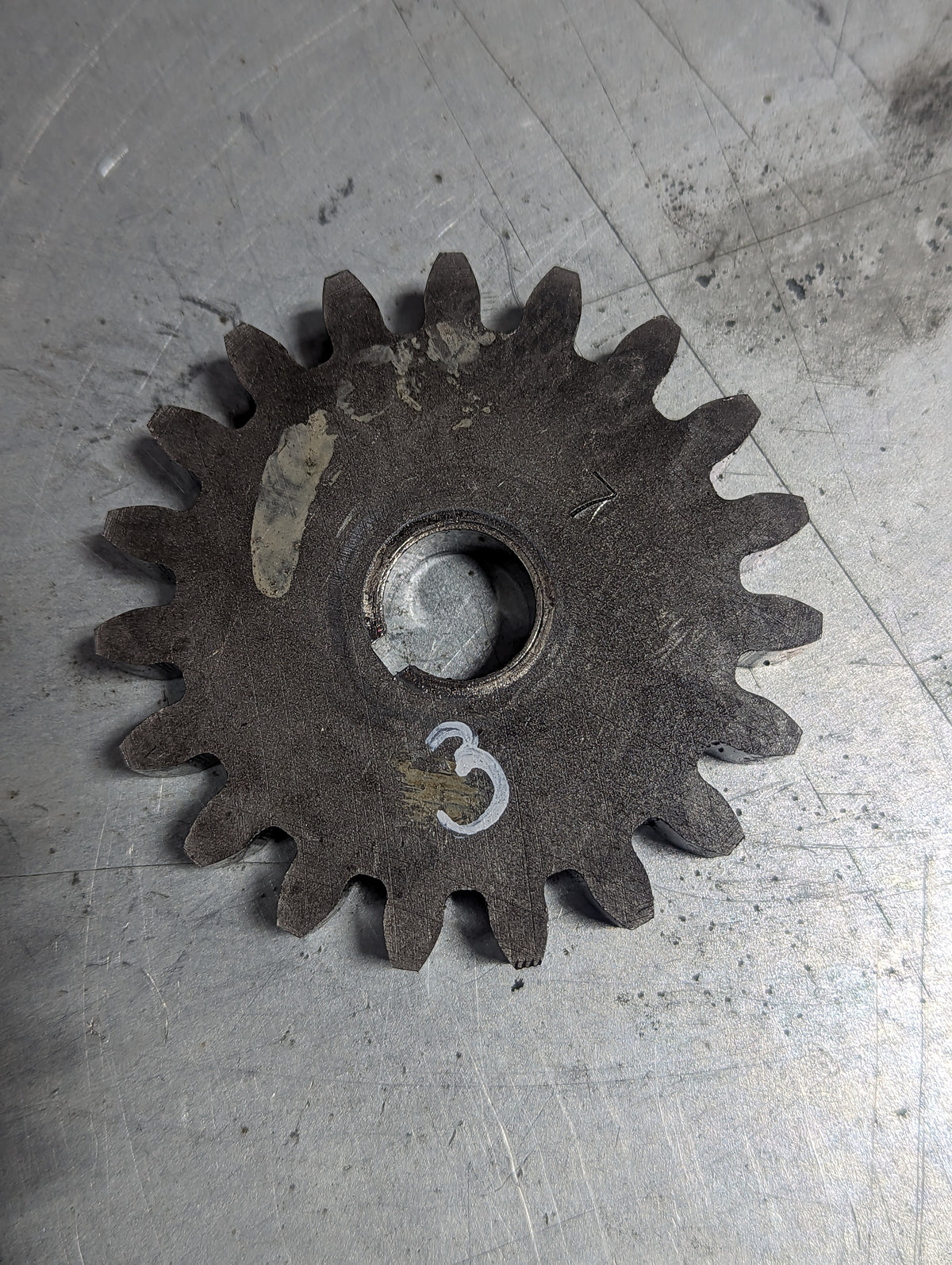 MCV Pump Drive Gear IH International 382332R1 USED