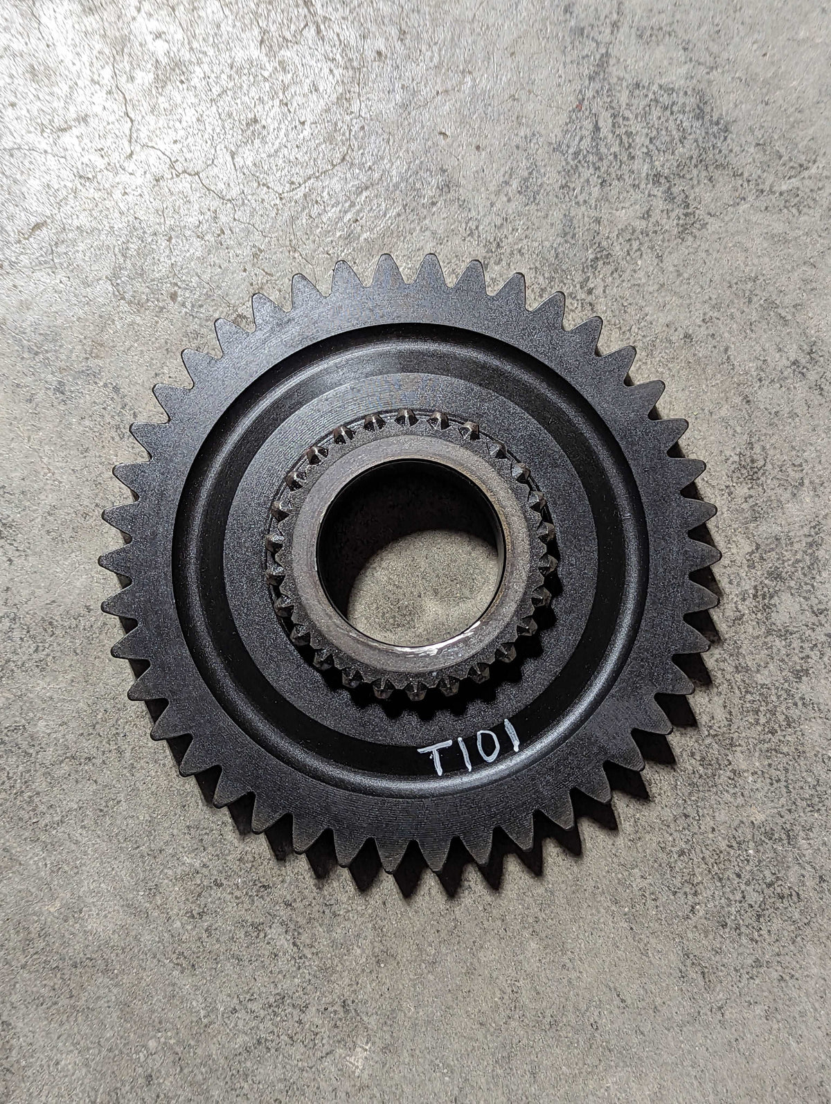 1st Speed Driven Gear IH International 120775C1 USED