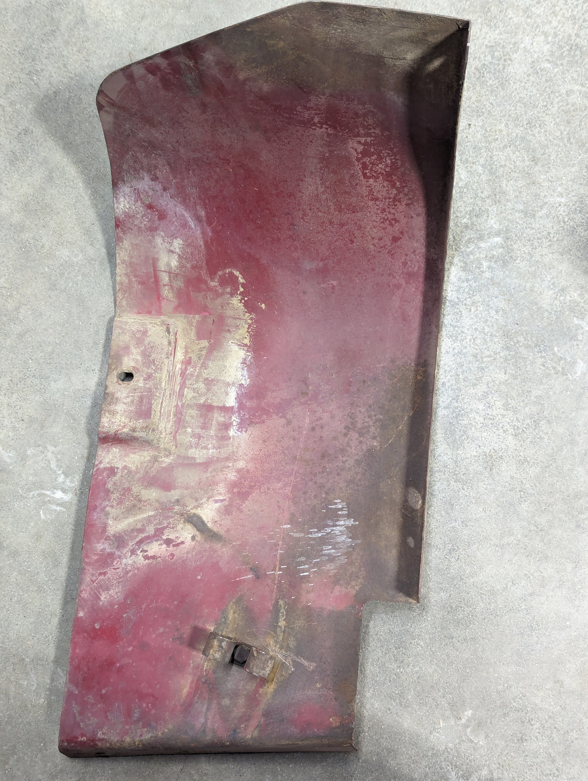 Lower Left Heat Shield IH International 386117R31 USED