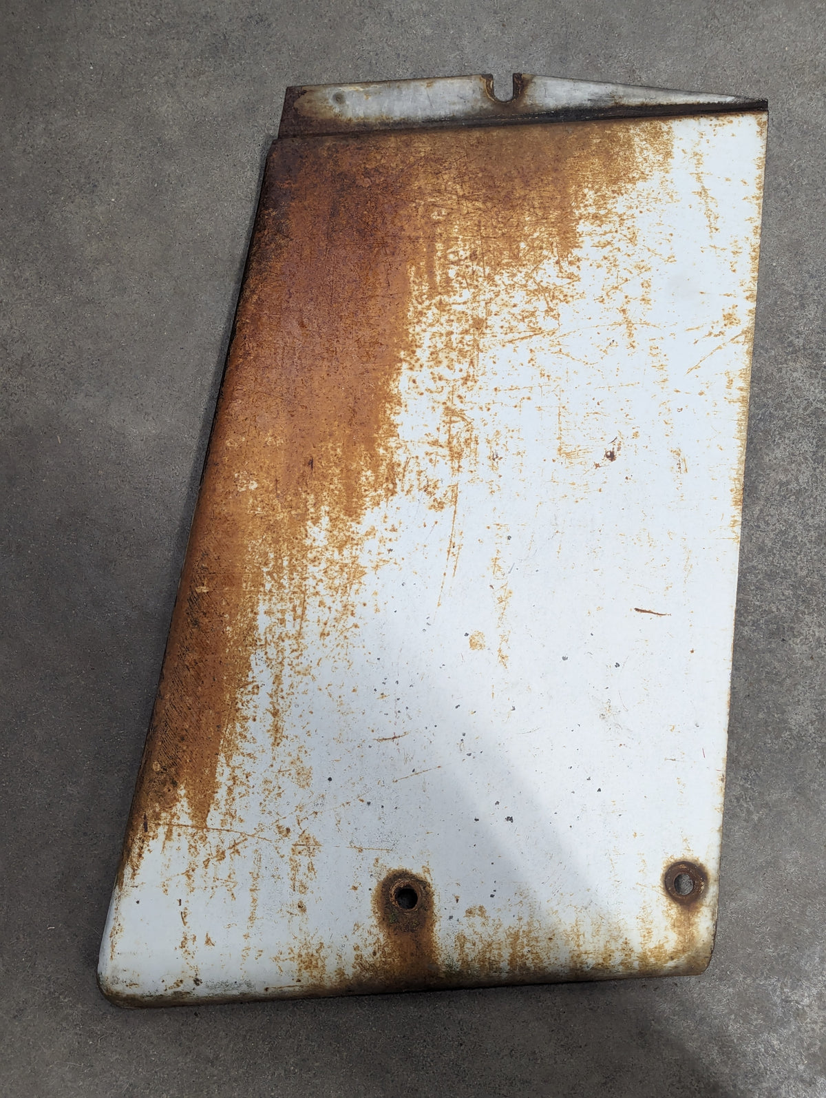 Right Radiator Side Panel IH International 531064R3 USED