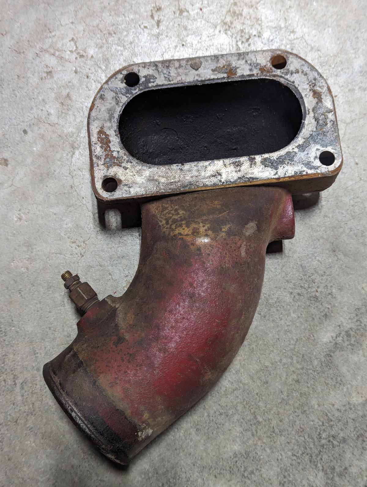 Air Intake Elbow IH International 380045R2 USED