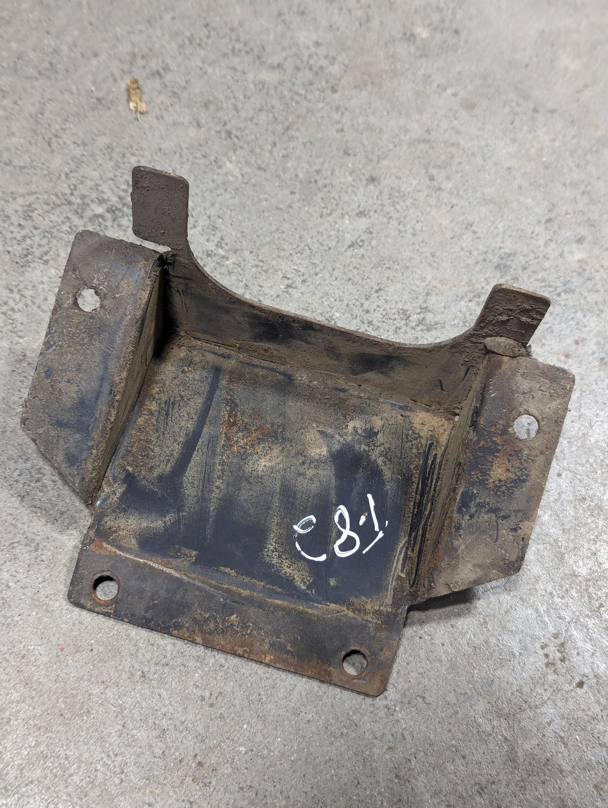 Lower Radiator Hose Cover IH International 149084C1 USED