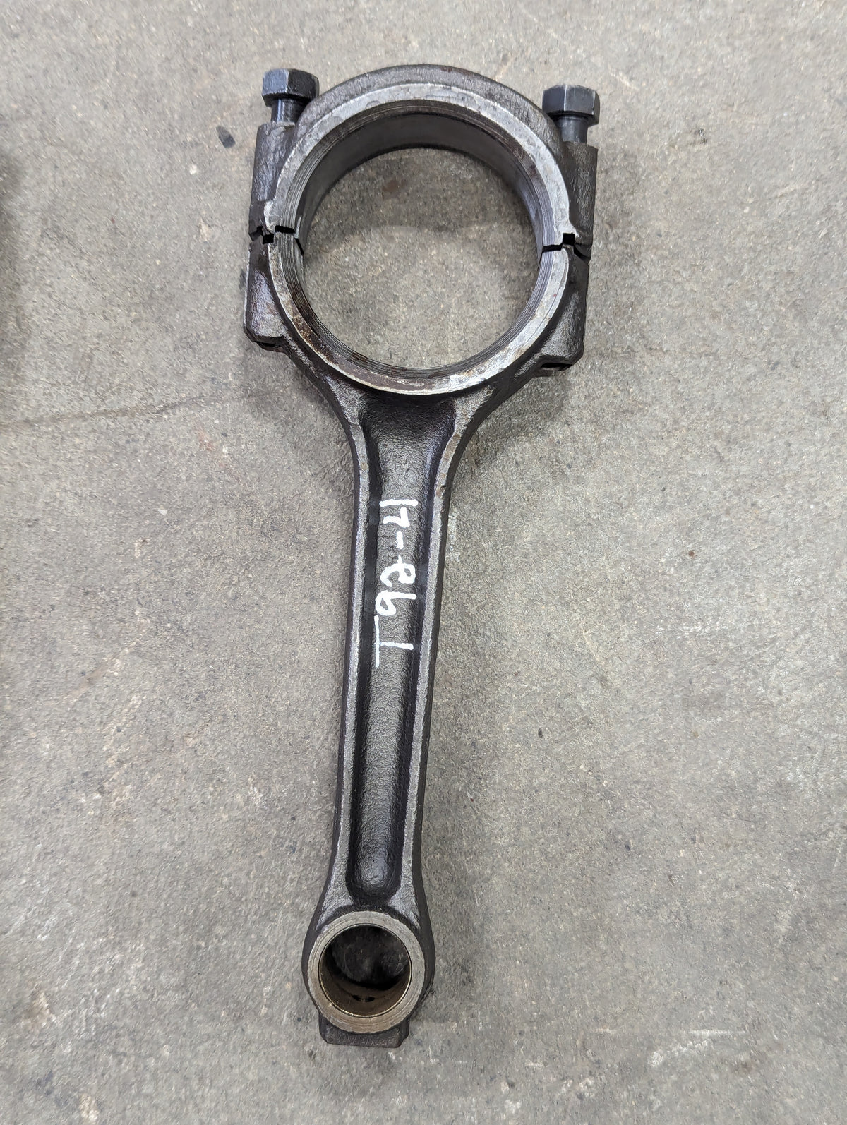 Connecting Rod IH International 367406R21 USED