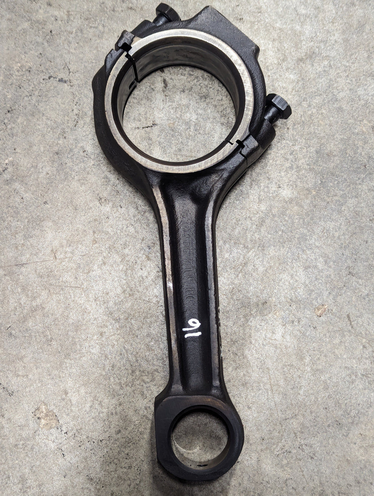 Connecting Rod IH International 341113R94 332260R1 USED