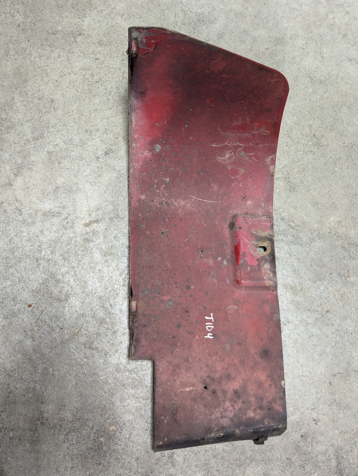 Lower Right Heat Shield IH International 386118R21 USED