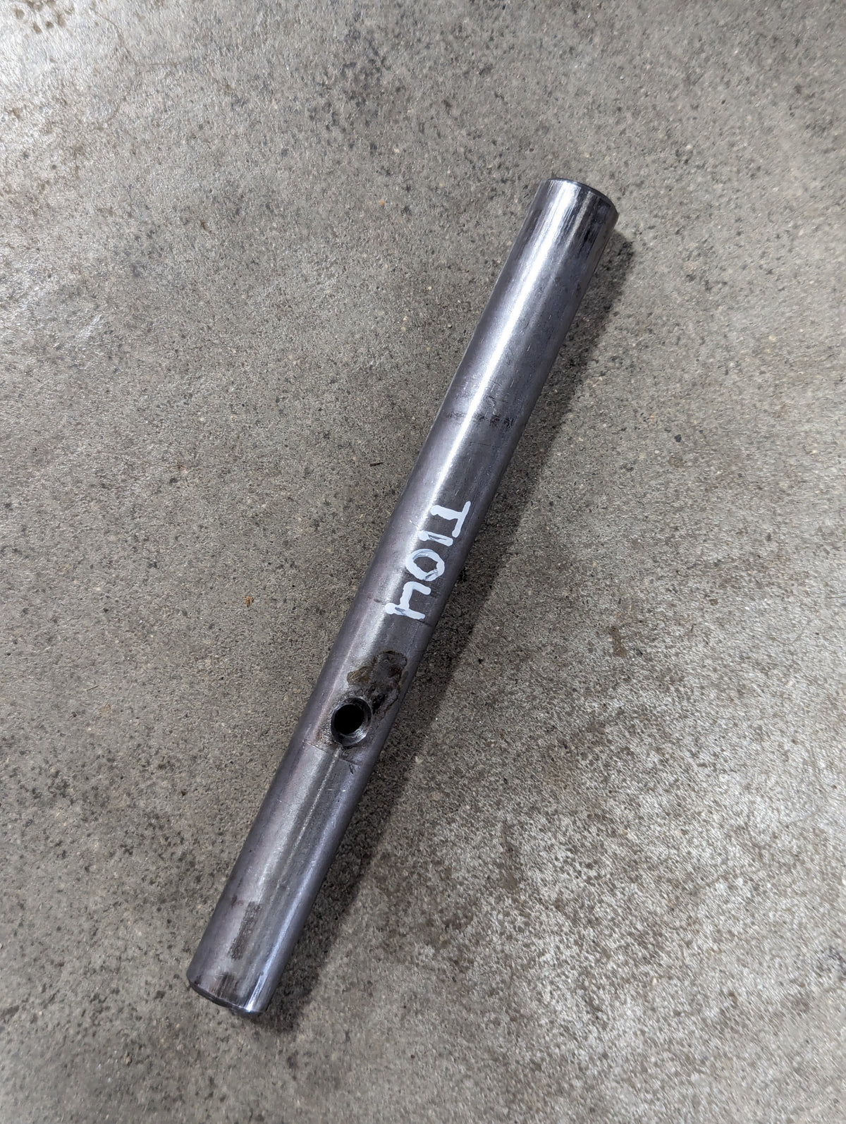 Hi-Lo Shift Fork Shaft IH International 393407R1 USED