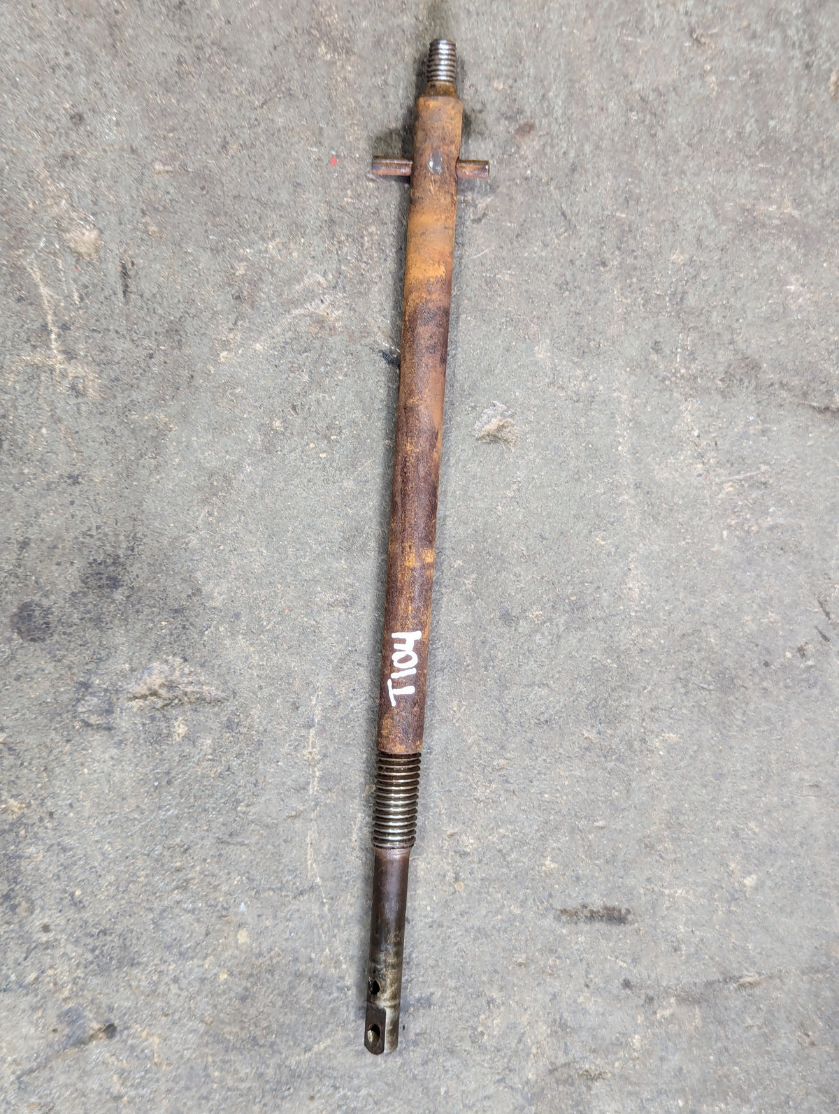 Upper Governor Control Shaft IH International 404246R1 USED