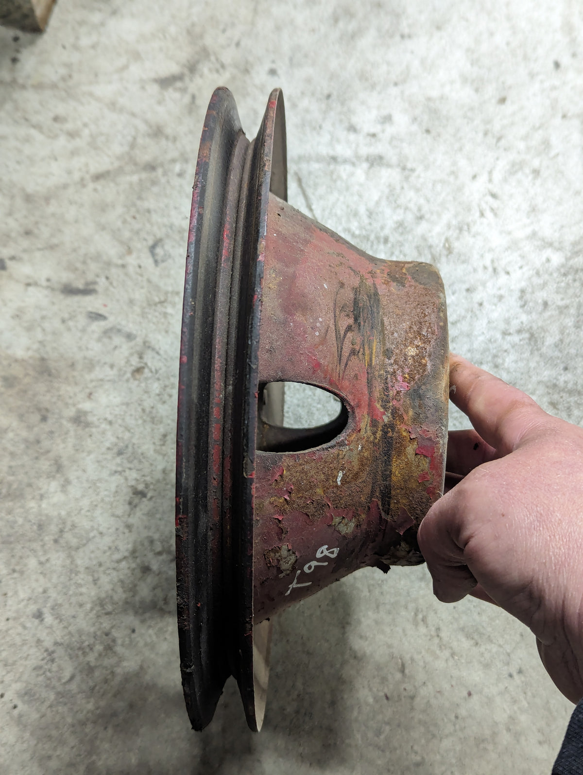 Fan Pulley IH International 341013R1 USED