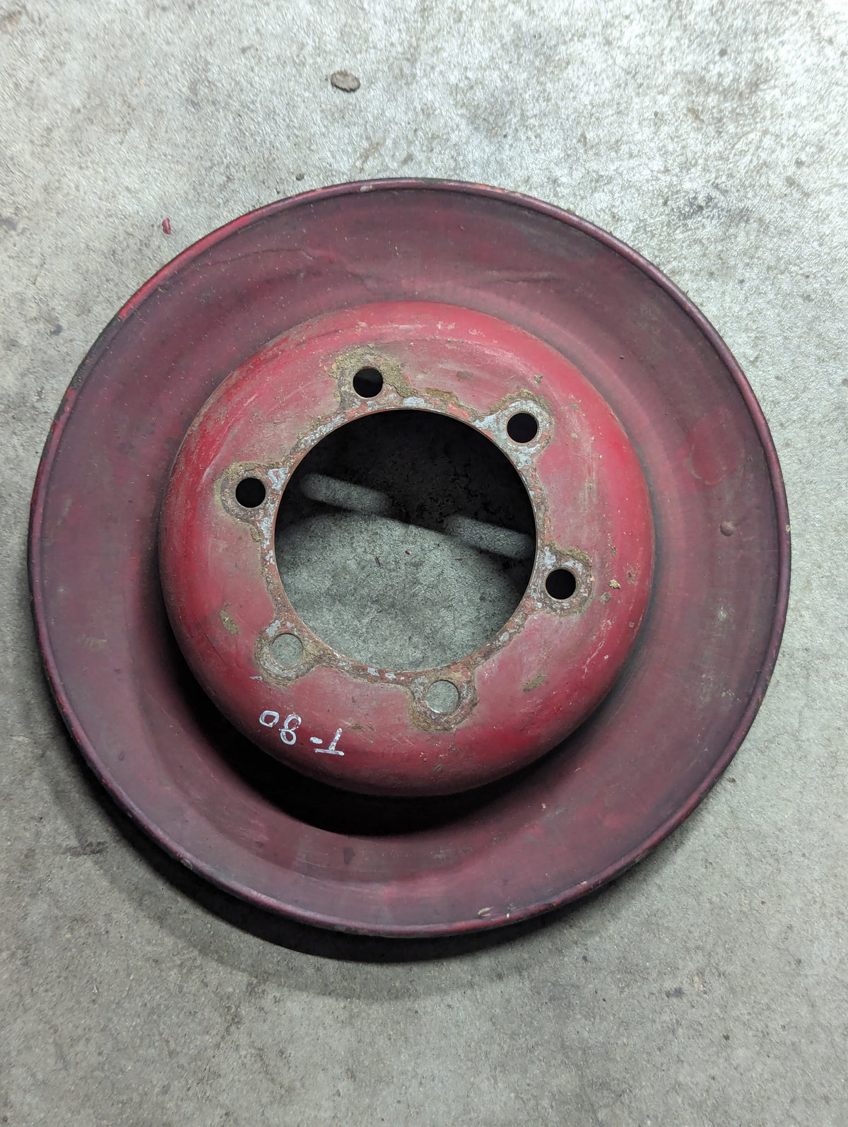 Water Pump Pulley IH International 3055178R1 USED