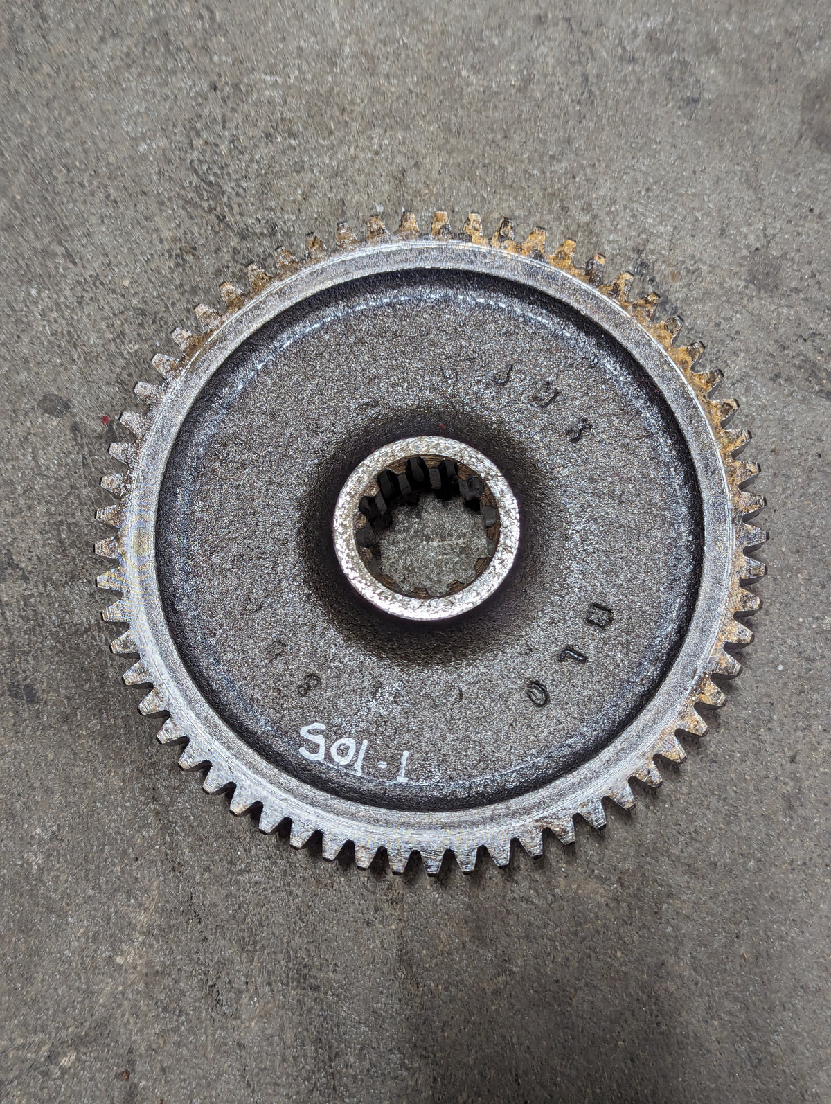 Pump Drive Gear IH International 380319R1 USED