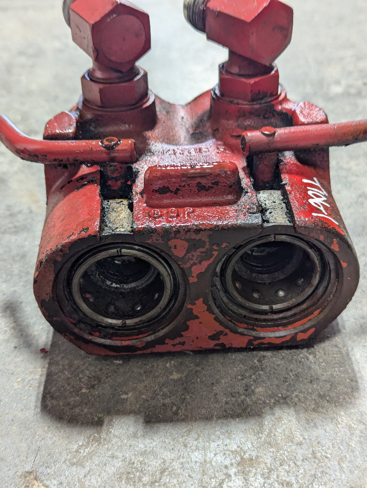 Breakaway Coupler IH International 544786R95 USED