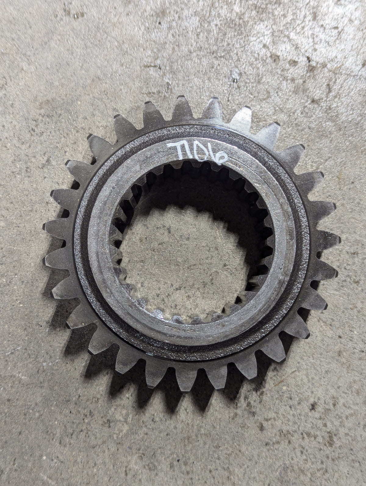 1st Speed Drive Gear IH International 406473R1 USED