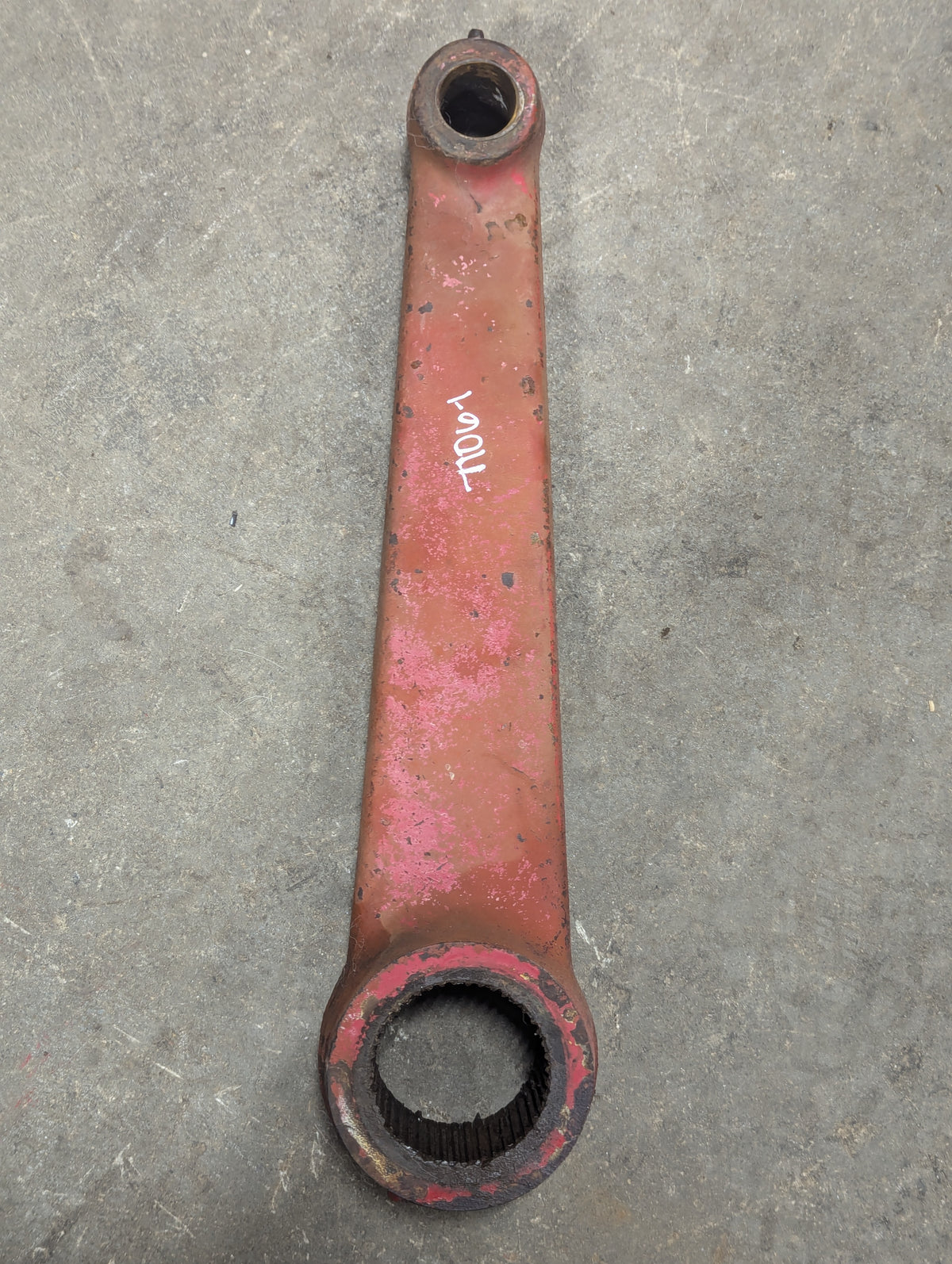 Rockshaft Arm IH International 382156R11 USED