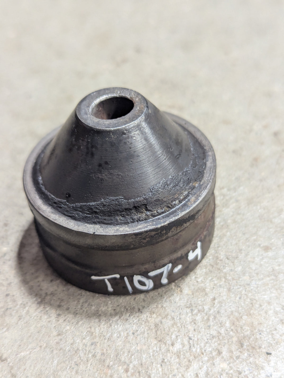 Pre-Combustion Chamber IH International 278275R3 USED