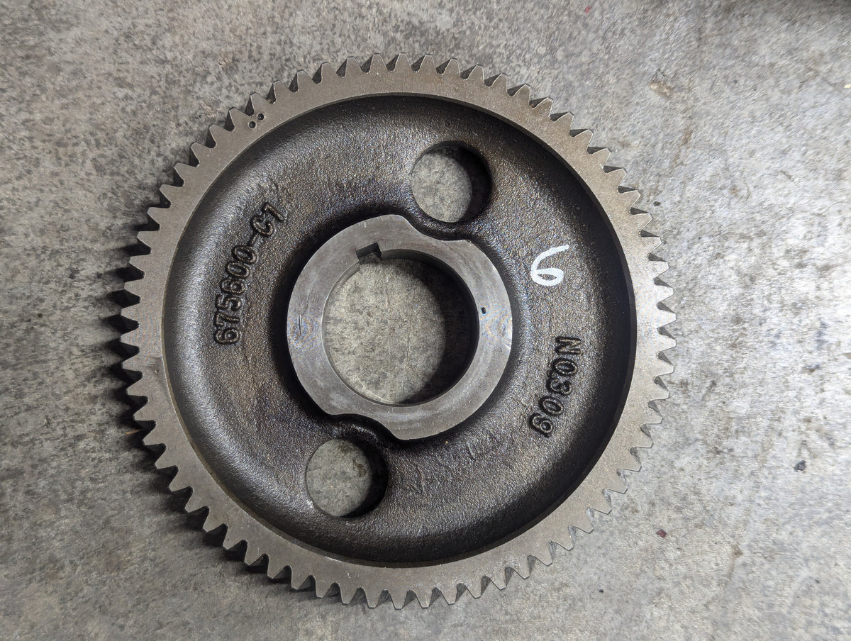 Camshaft Gear IH International 675600C1 USED