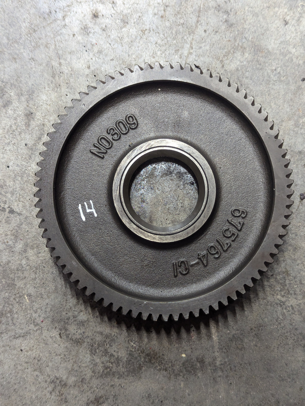 Idler Gear IH International 675764C1 USED