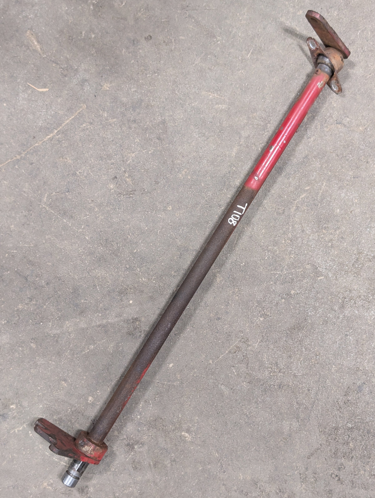 Shift Shaft &amp; Neutral Lock Plate IH International 386129R11 393518R91 USED