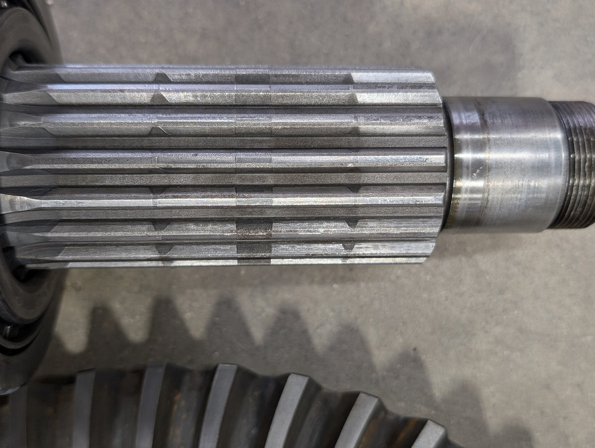 Ring &amp; Pinion IH International  67763C91 USED