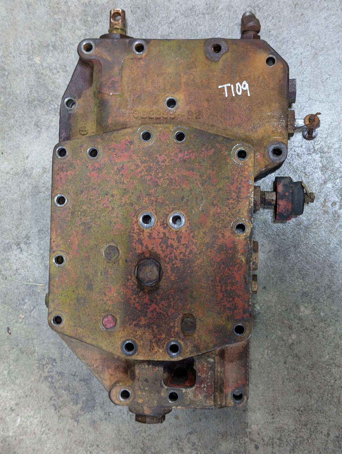 MCV Multiple Control Valve IH International 382295R2 USED