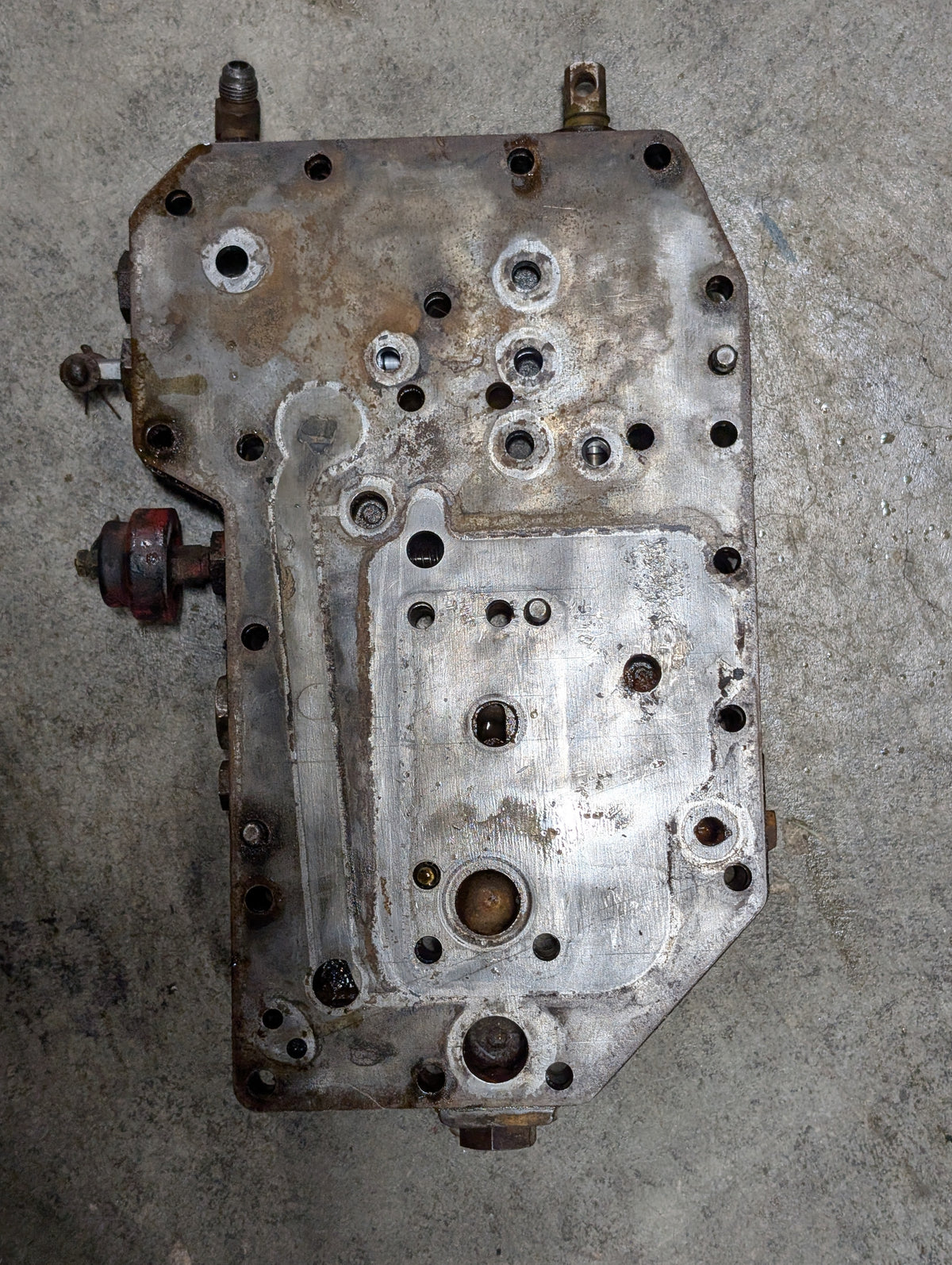 MCV Multiple Control Valve IH International 382295R2 USED