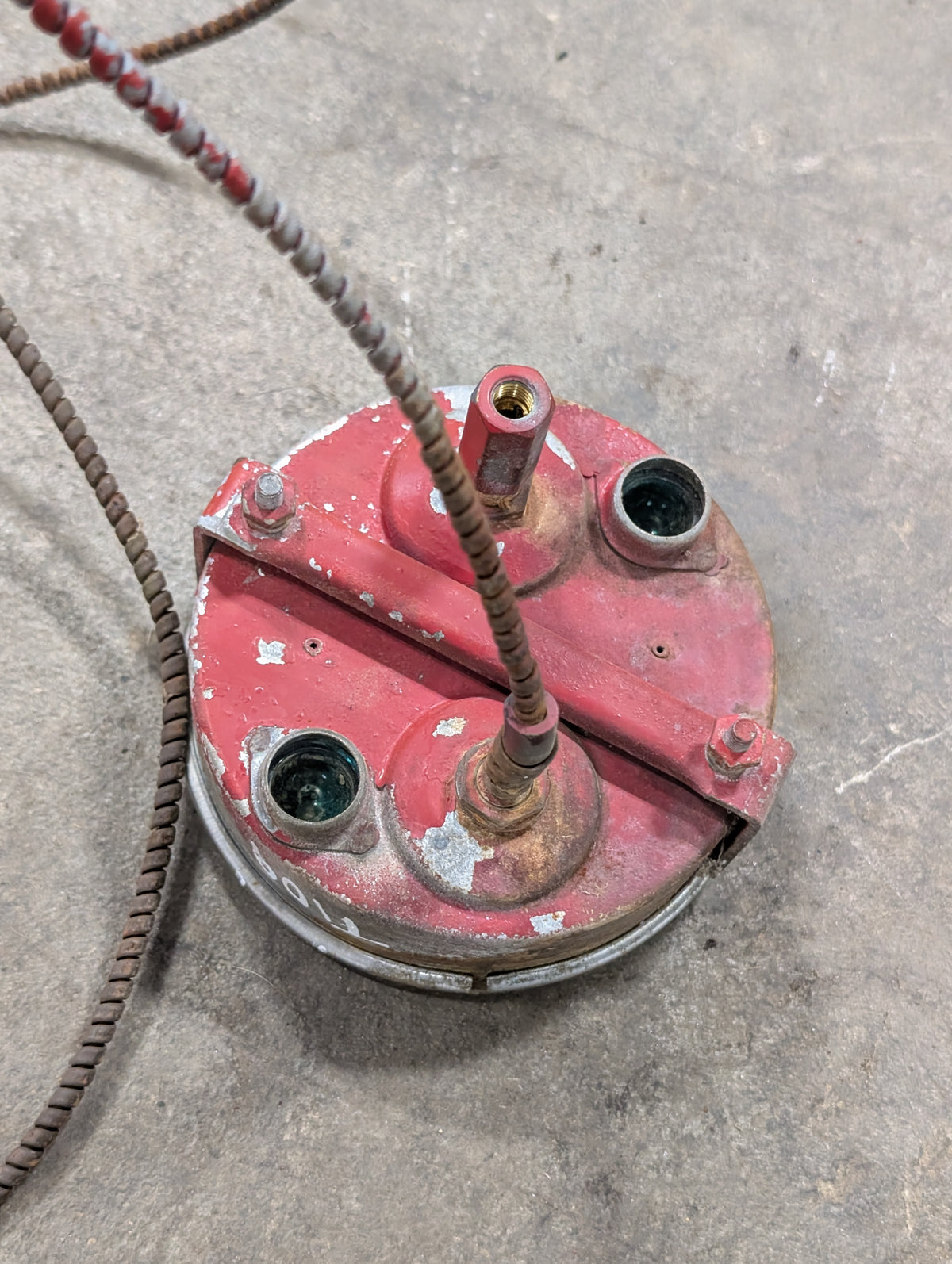 Oil &amp; Temperature Gauge IH International 534057R2 USED