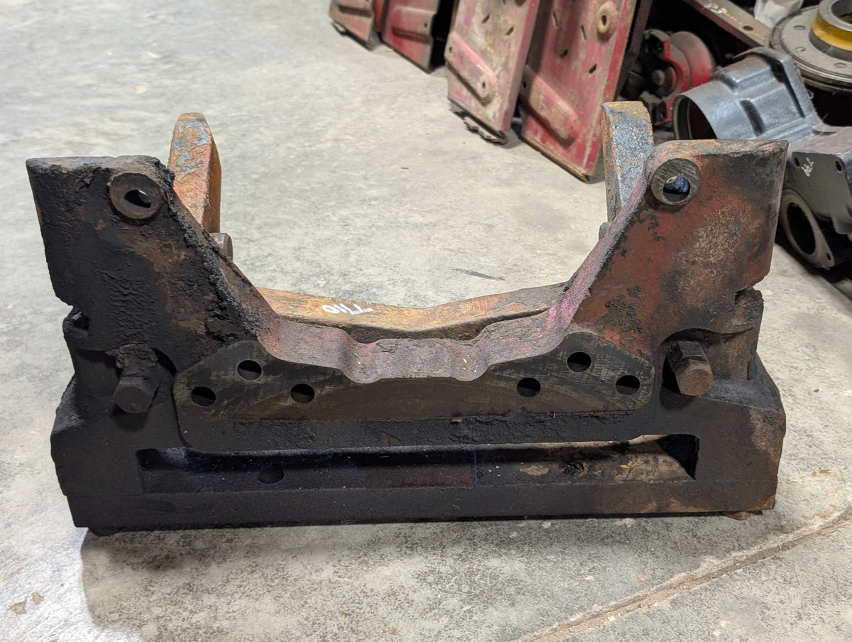 Stabilizer Drawbar Support IH International 108500C1 393777R1 392183R1 USED