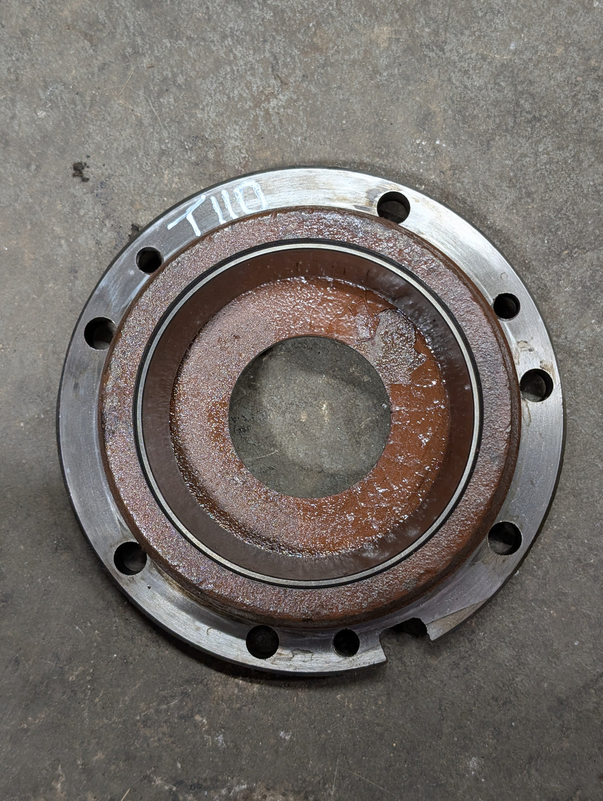 Right Differential Bearing Retainer IH International 68683C1 USED