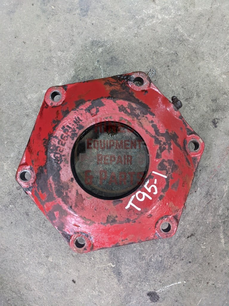 Axle Cap IH International 380226R1 USED - Hines Equipment Repair &amp; Parts