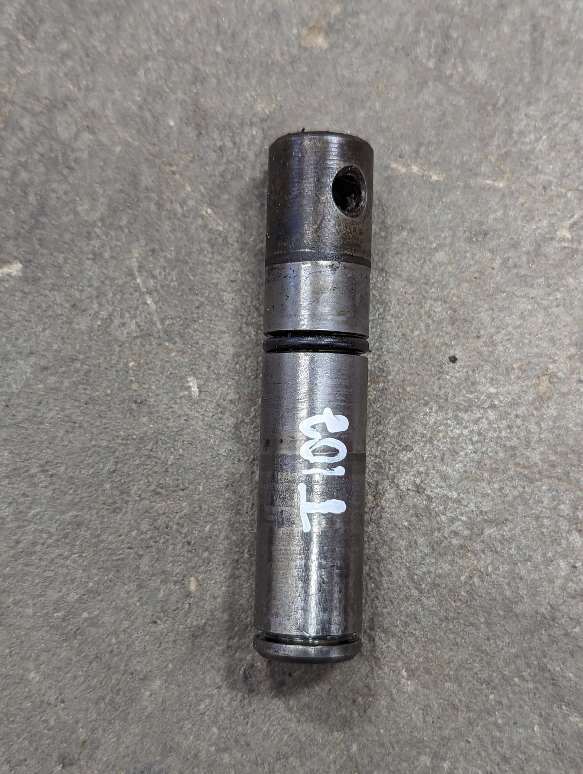 Cam Pivot Shaft IH International 380116R3 USED - Hines Equipment Repair &amp; Parts