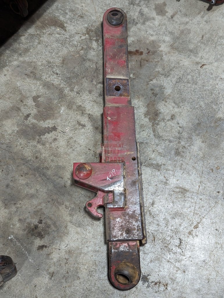 Cat 3 Right Lower Link Hitch Arm IH International 109061C91 398396R3 USED - Hines Equipment Repair &amp; Parts