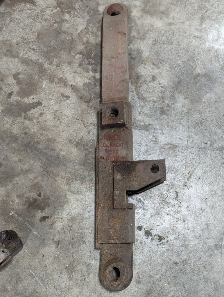 Cat 3 Right Lower Link Hitch Arm IH International 109084C91 398396R3 109080C91 USED - Hines Equipment Repair & Parts
