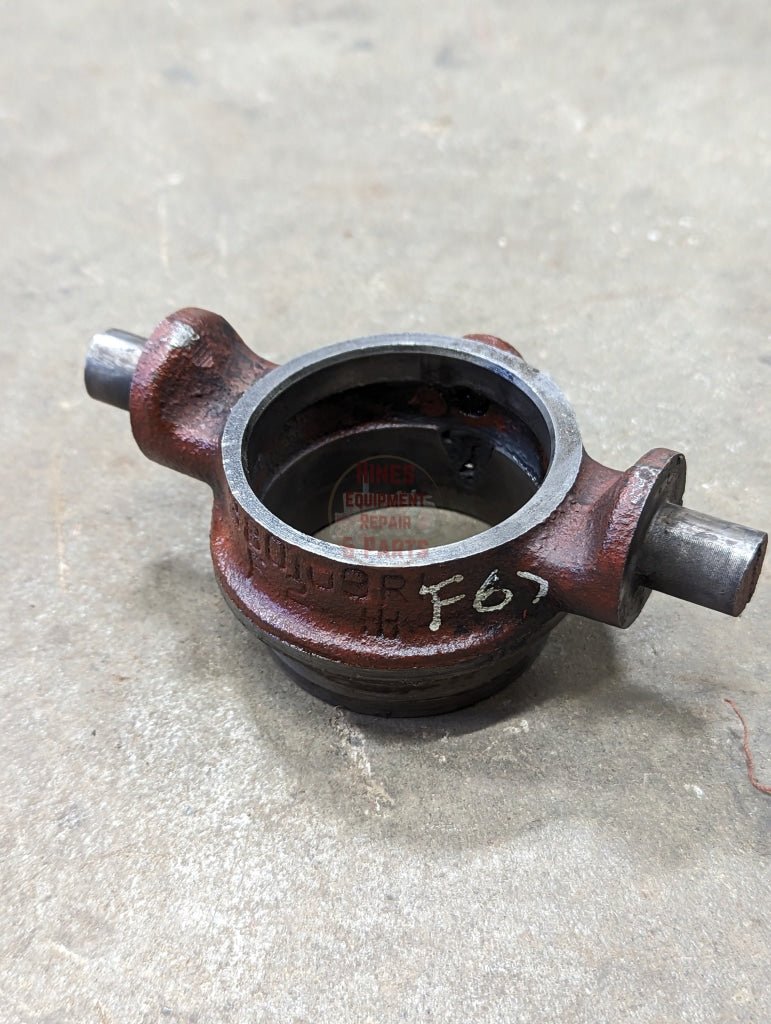 Clutch Bearing Carrier IH International 380109R1 USED - Hines Equipment Repair & Parts