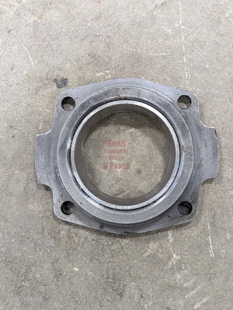 Countershaft Front Bearing Cage Ih International 388170R11 Used Drive Train
