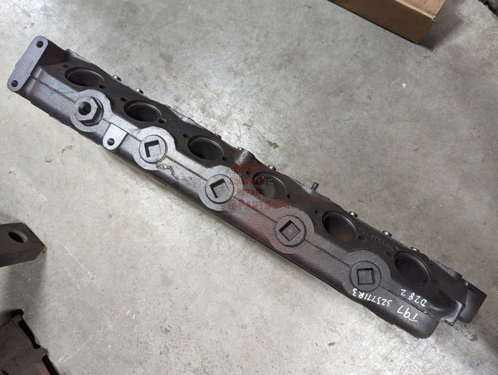 Cylinder Head IH International 323771R3 USED Tractor Part