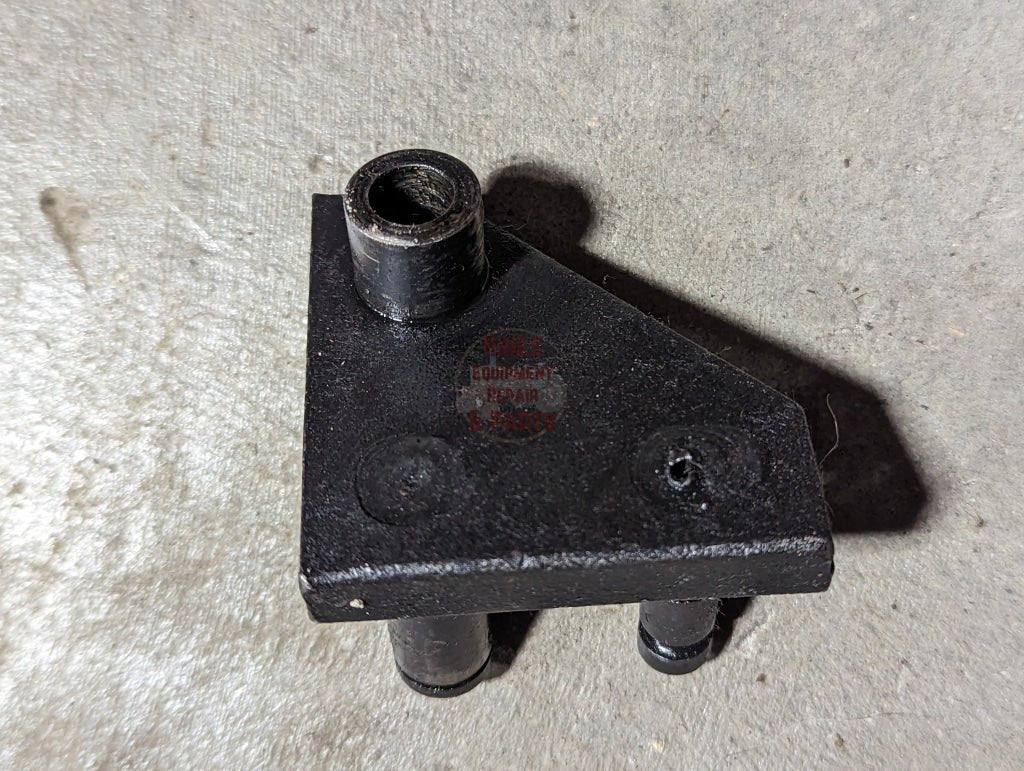 Draft Control Eccentric Lever IH International 113815C91 USED - Hines Equipment Repair &amp; Parts