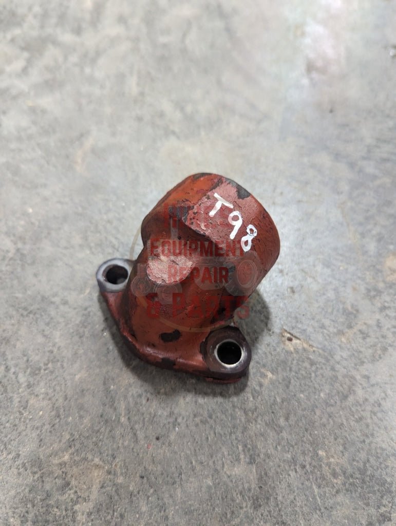 Engine Oil Elbow Ih International 332570R1 Used T98