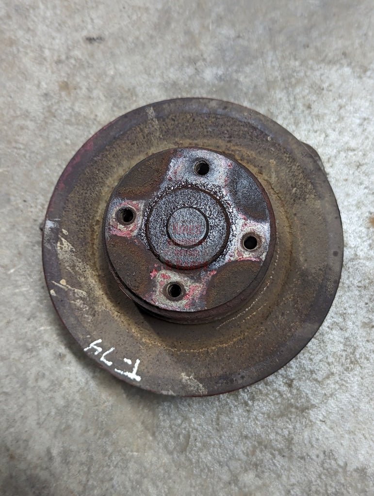 Fan Pulley Assembly IH International 372724R1 368508R1 USED - Hines Equipment Repair & Parts