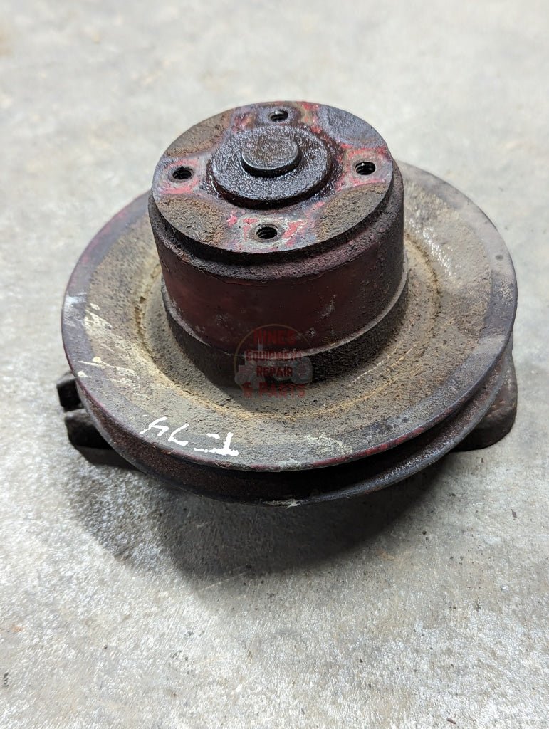 Fan Pulley Assembly IH International 372724R1 368508R1 USED - Hines Equipment Repair &amp; Parts