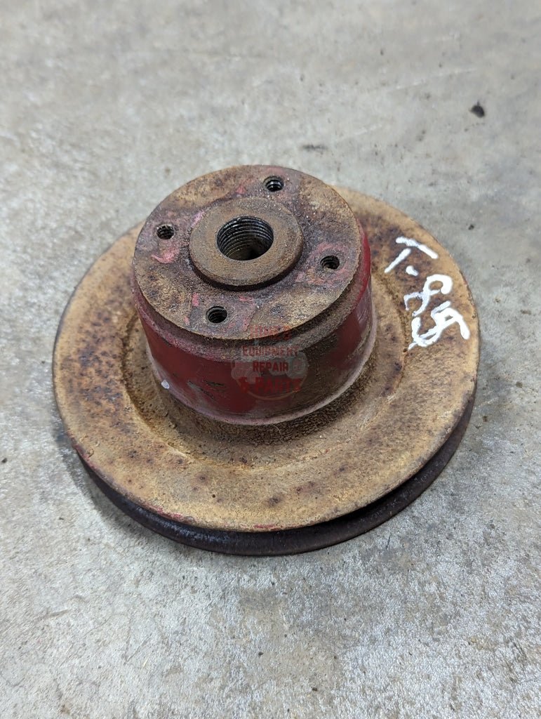 Fan Pulley IH International 372724R1 USED - Hines Equipment Repair & Parts