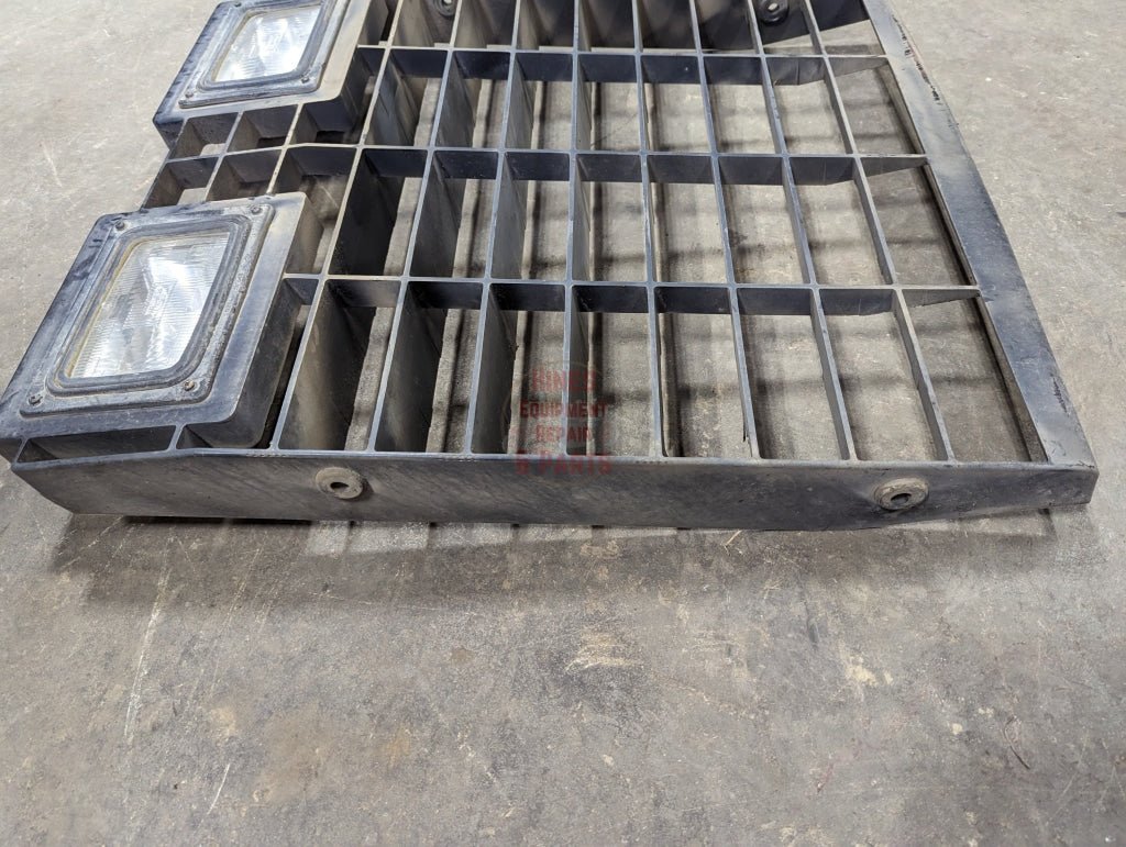 Grill IH International 148857C1 USED - Hines Equipment Repair &amp; Parts