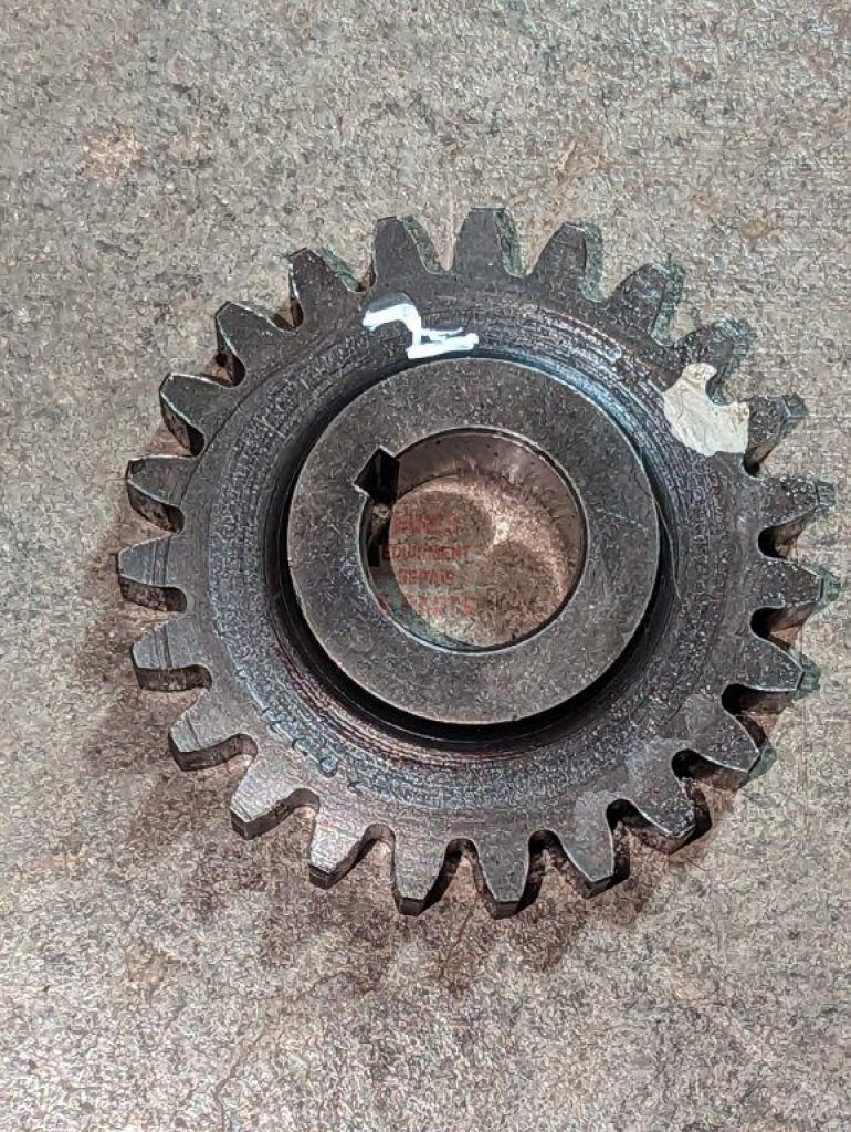 Hitch Pump Drive Gear Ih International 133404C1 Used 2 Hydraulics