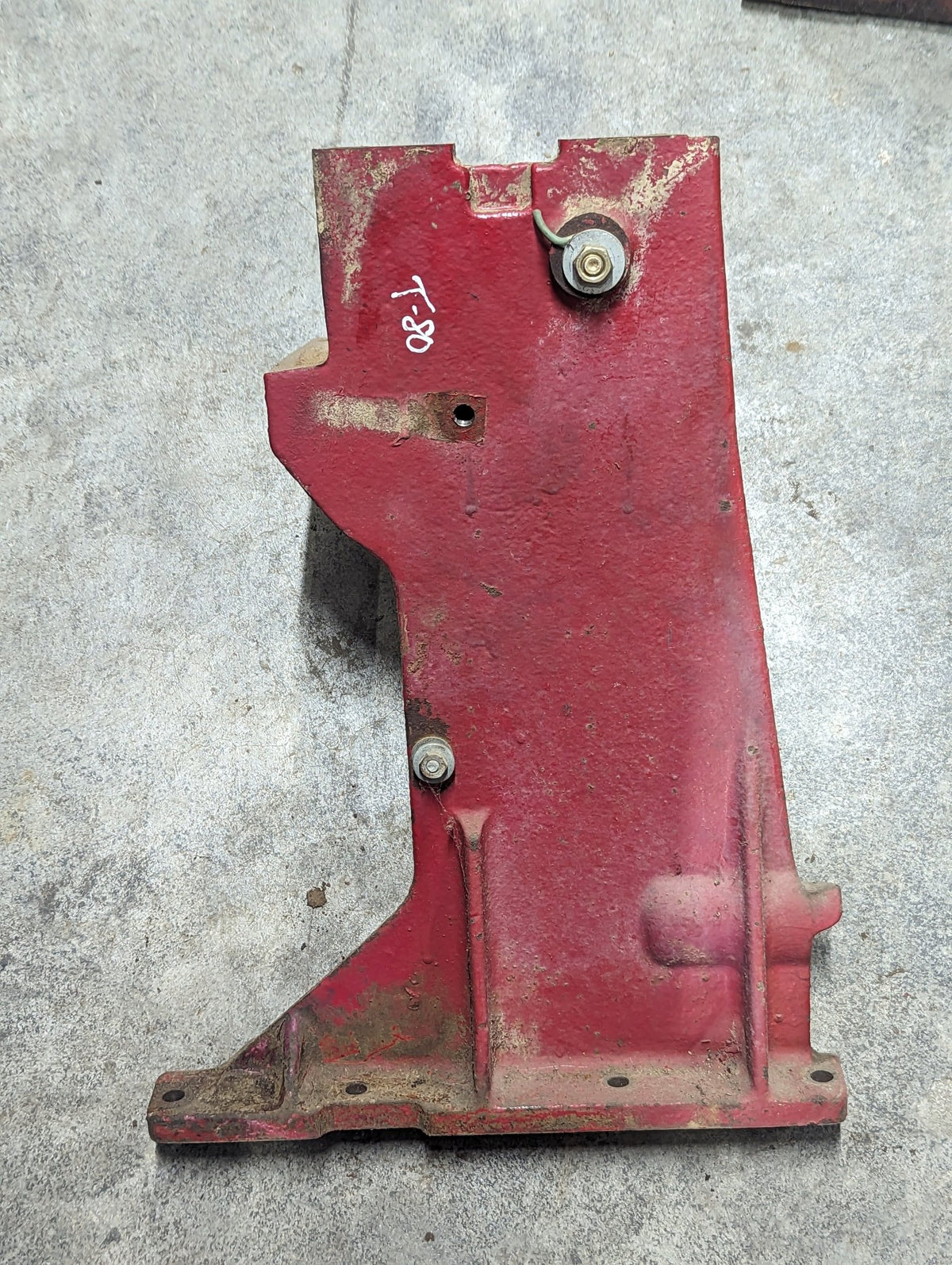 Left Gear Selector Support IH International 398108R1 USED - Hines Equipment Repair &amp; Parts