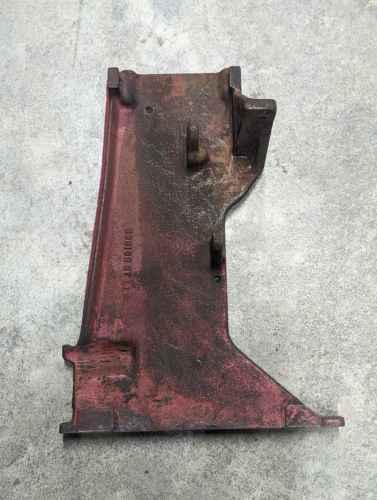 Left Gear Selector Support IH International 398108R1 USED - Hines Equipment Repair &amp; Parts