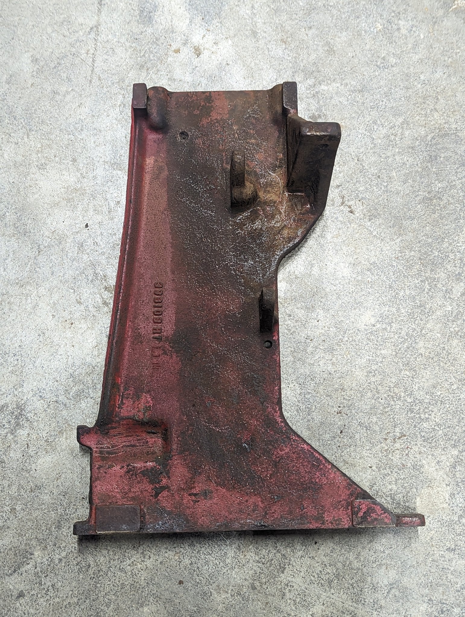 Left Gear Selector Support IH International 398108R1 USED - Hines Equipment Repair & Parts