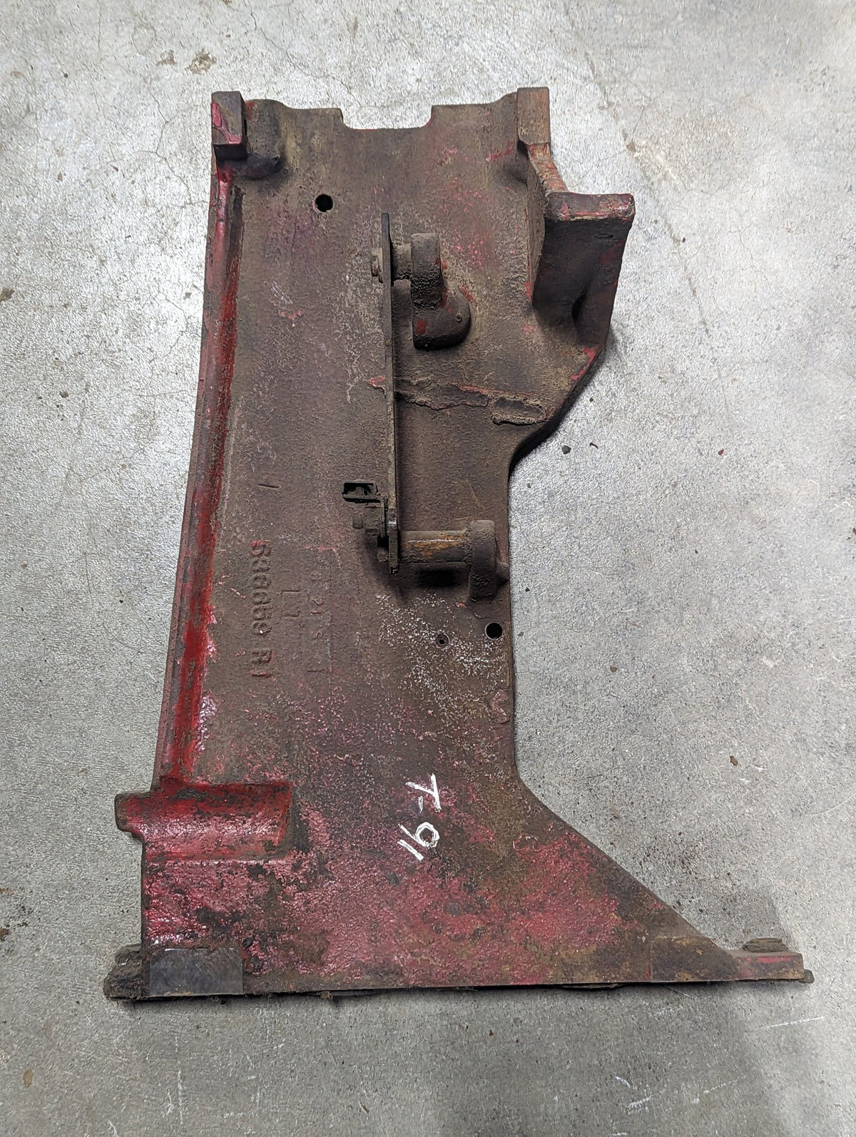 Left Gear Selector Support IH International 536659R1 USED - Hines Equipment Repair &amp; Parts