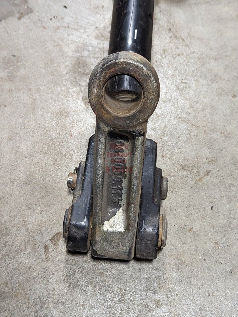 Lift Link Assembly IH International 405370A1 405366A1 USED - Hines Equipment Repair &amp; Parts